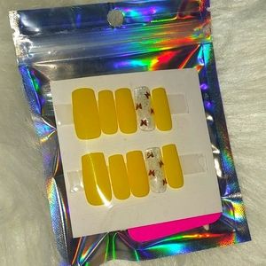 22 piece press on nails